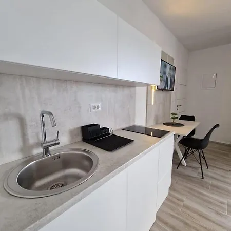 Apartment Elegance Dream Neum